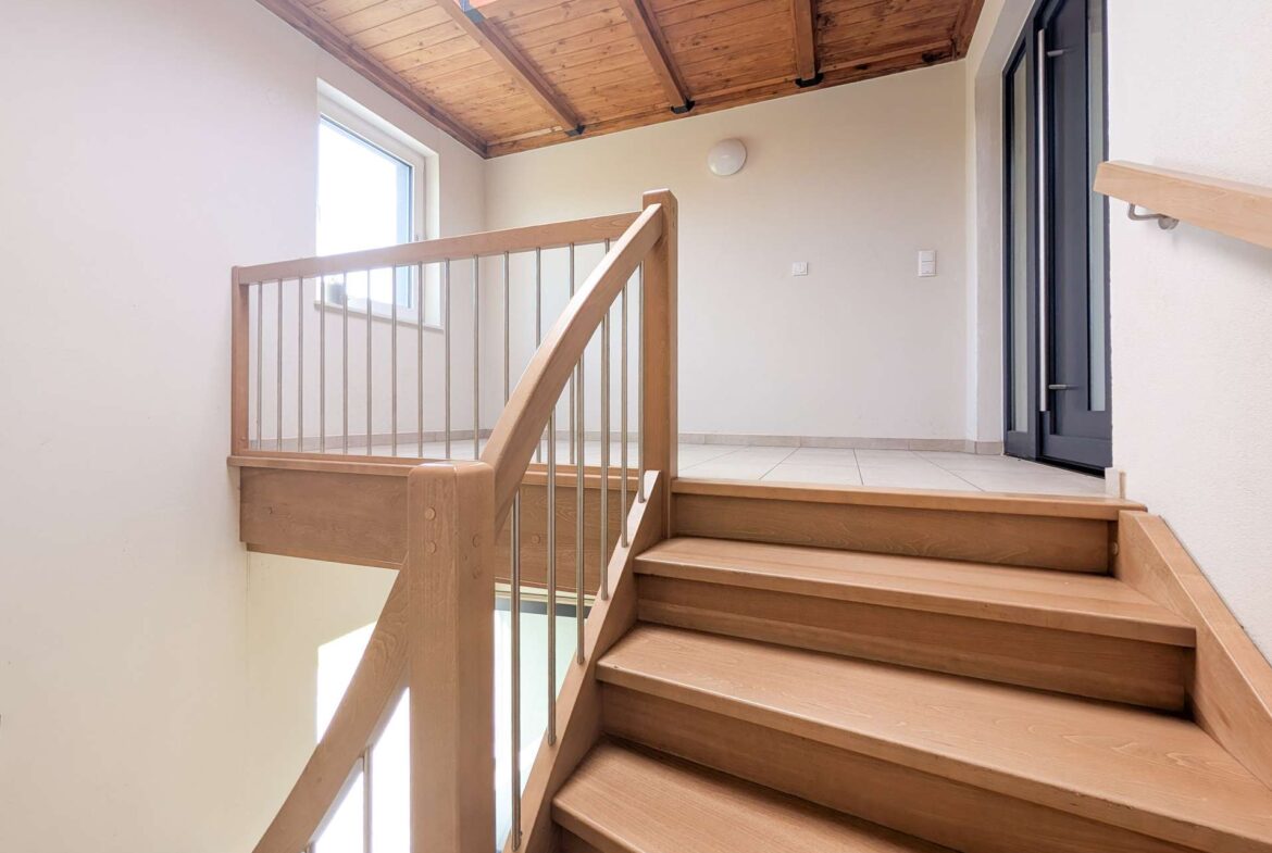 Treppe im 1. OG