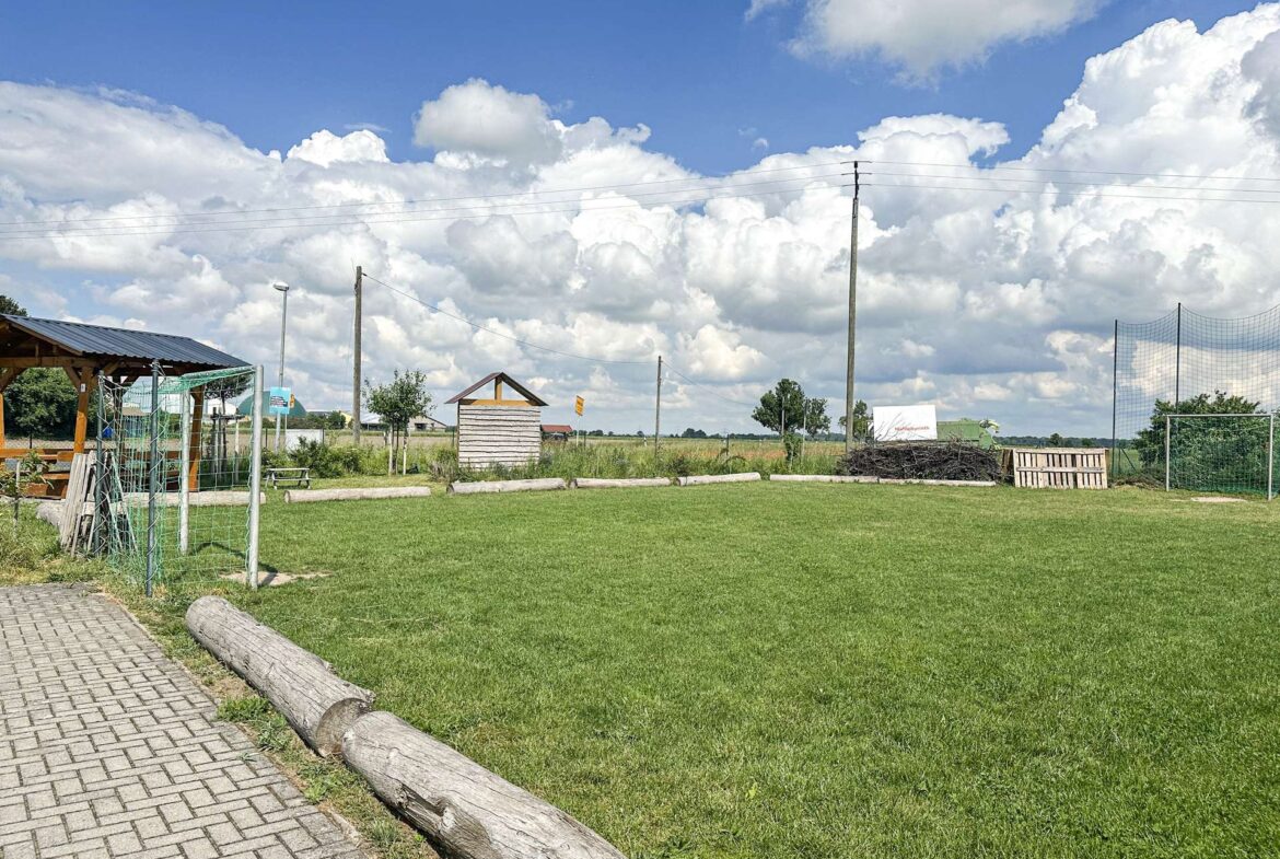 Fußballplatz in der Nachbarschaft