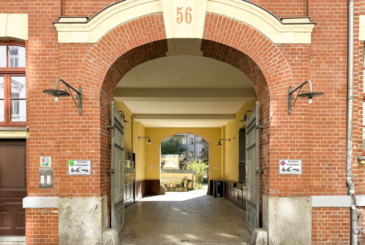 Einfahrt