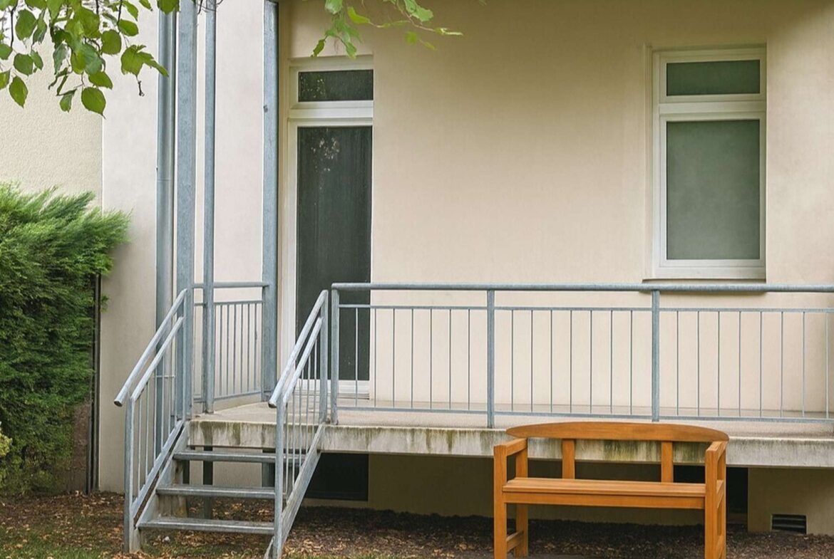 Balkon mit Gartenanteil