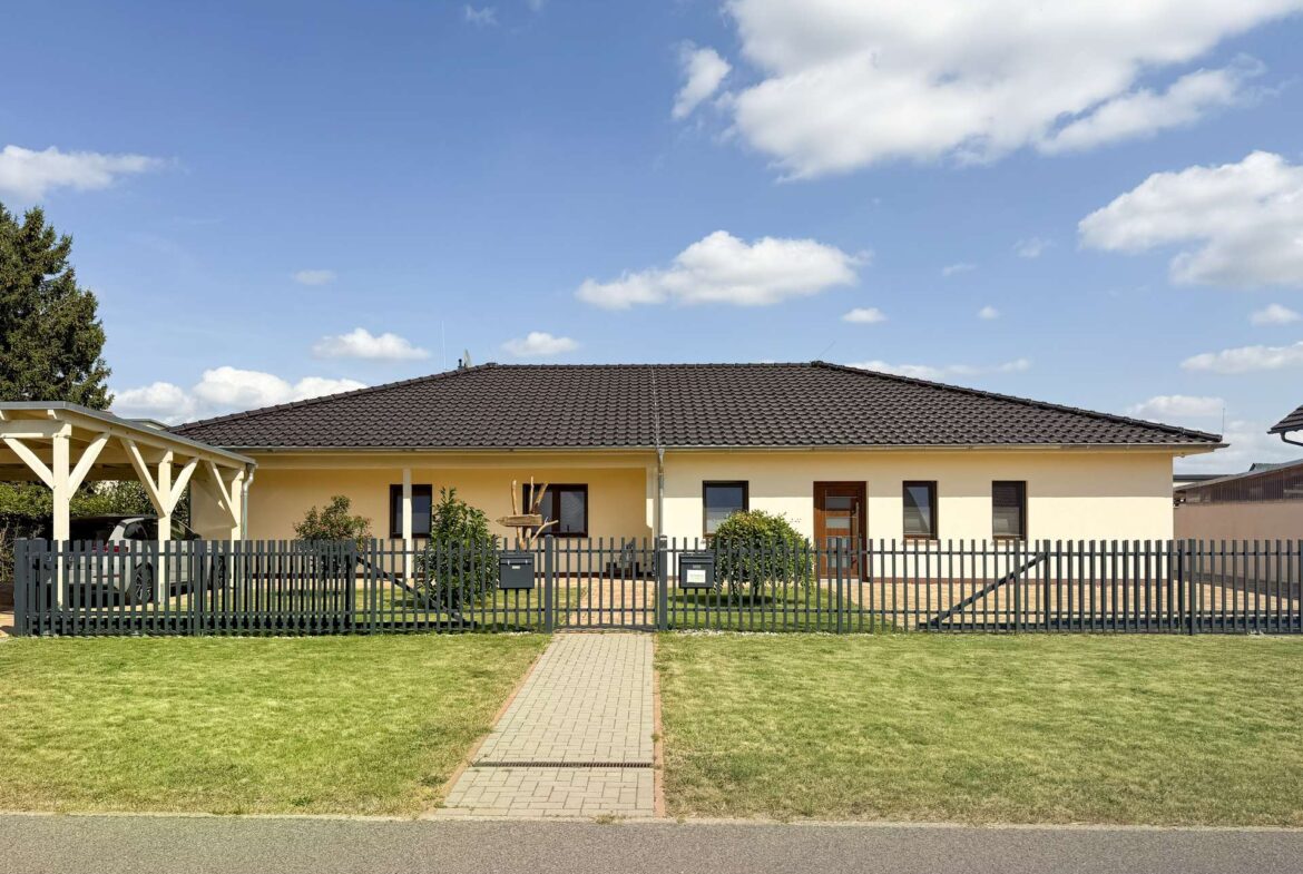 Hausvorderansicht 