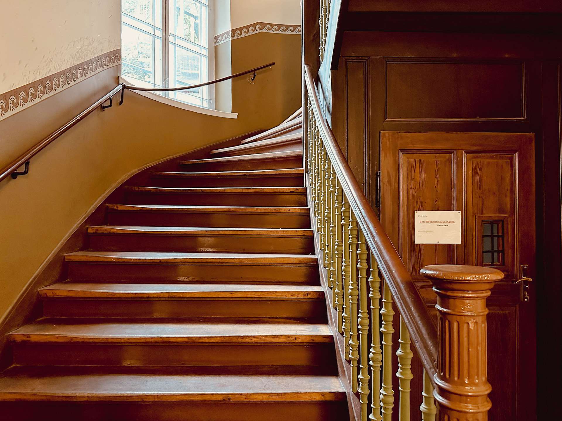 Treppenhaus aus Holz