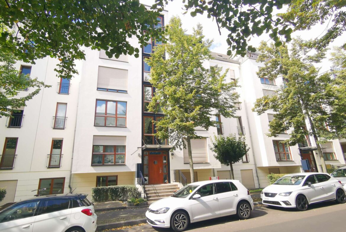 Hausansicht straßenseitig