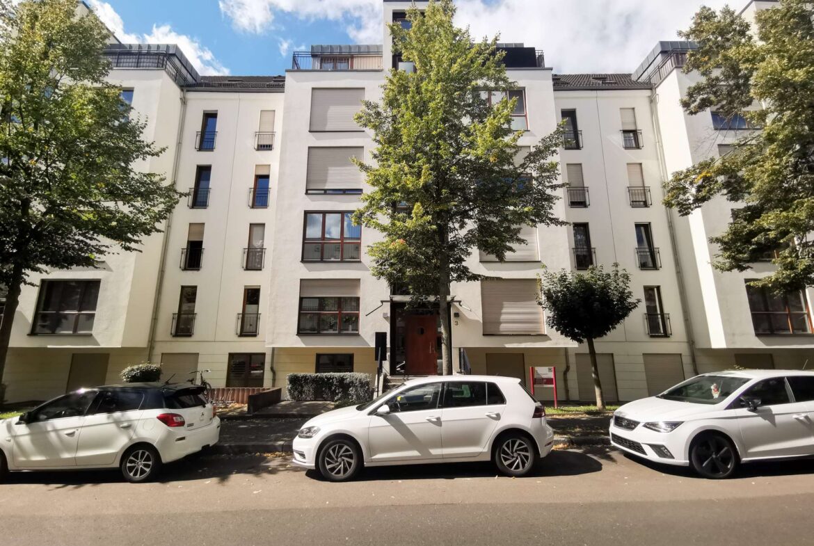 Hausansicht straßenseitig