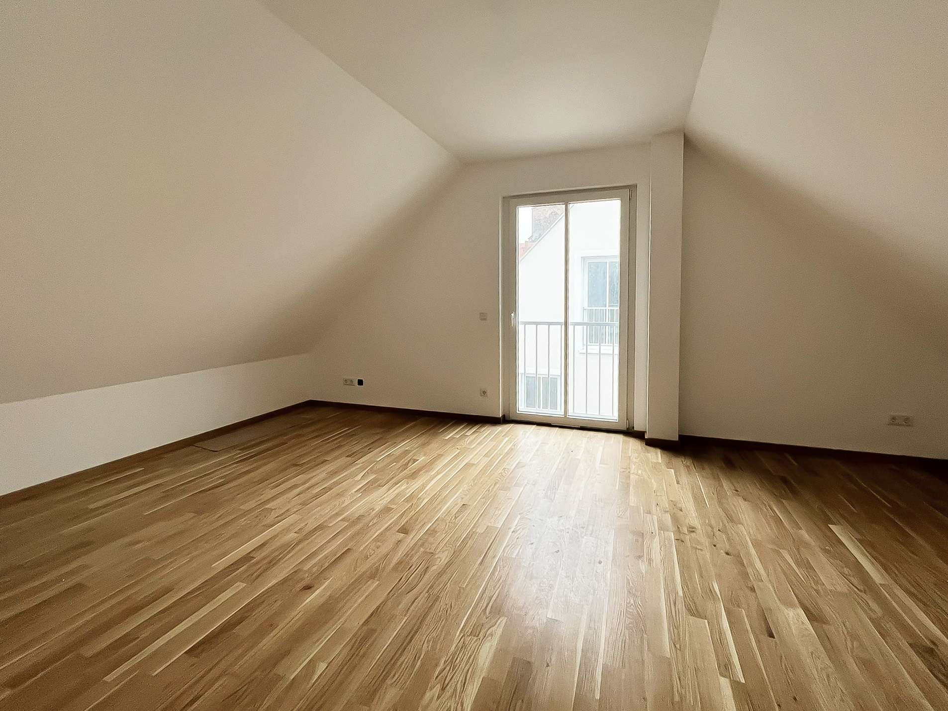 Geräumiges Dachgeschoss - Referenzbild