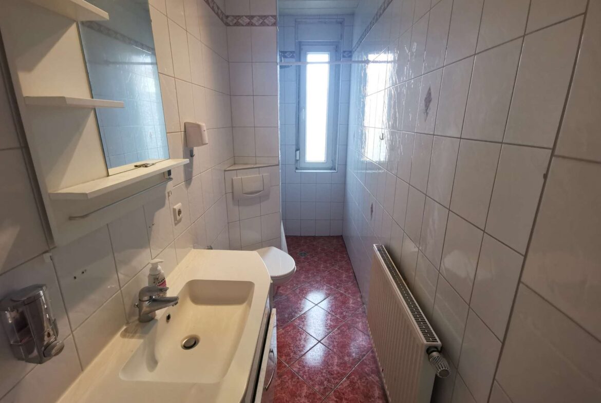 Tageslichtbad m. Dusche und WC