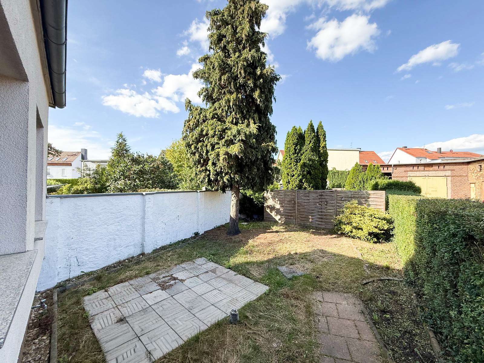 Blick in den Gartenanteil EG
