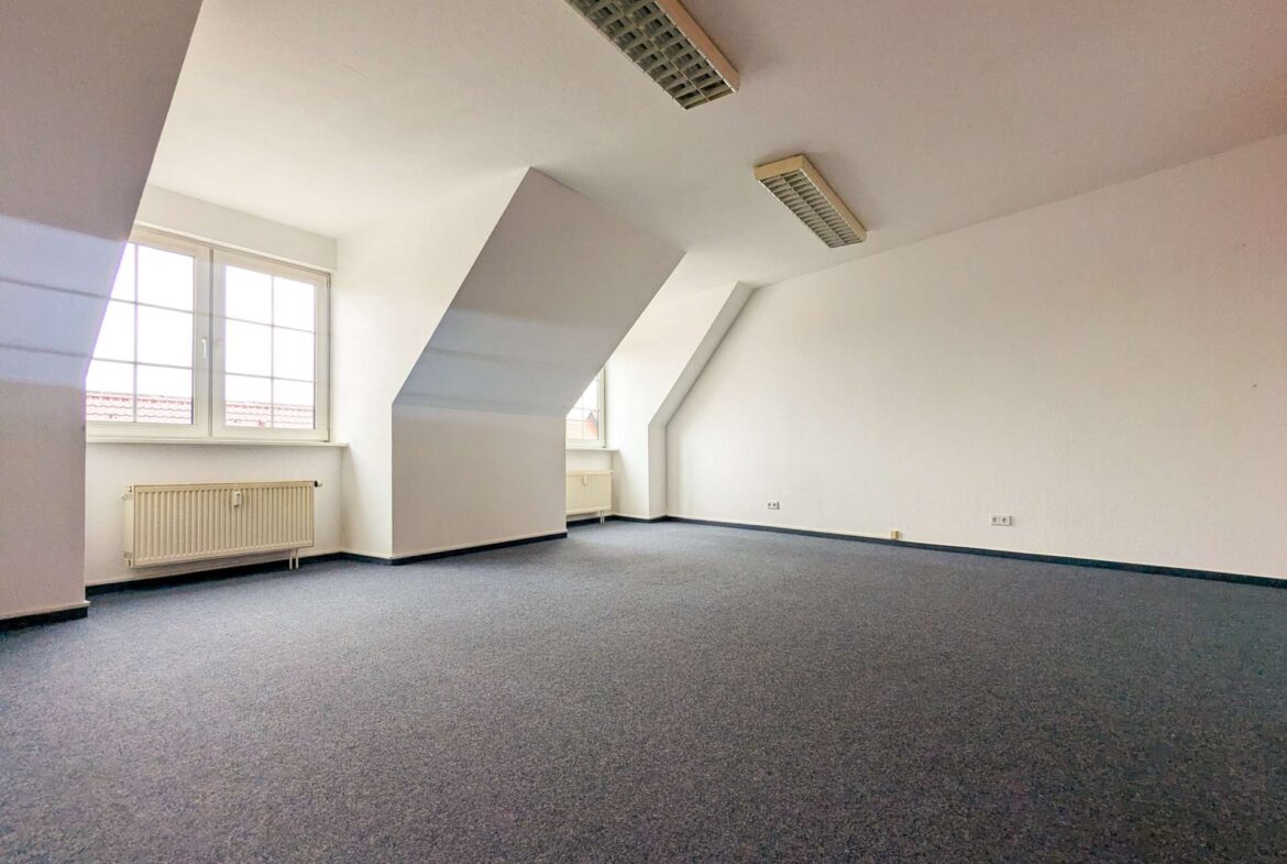 Haus33_DG_GE06_Hauptraum