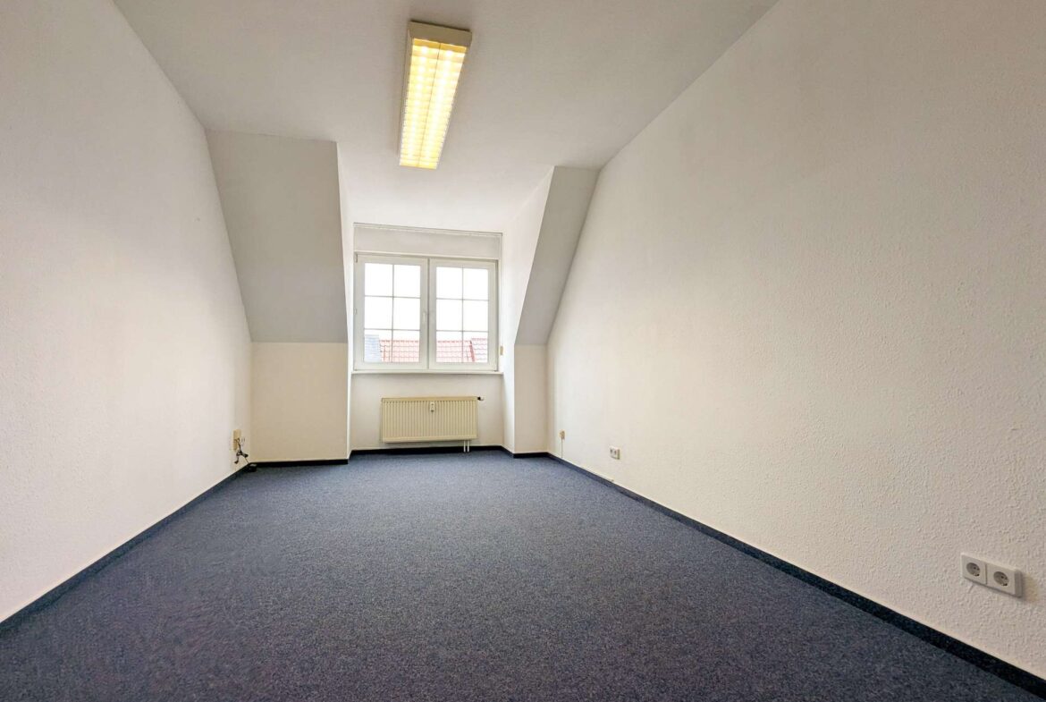 Haus33_DG_GE06_Nebenraum