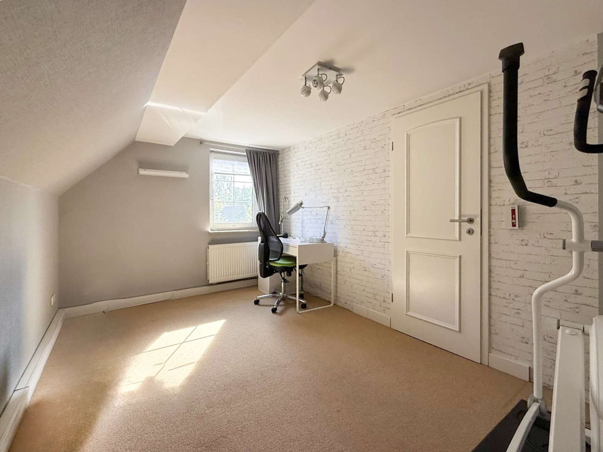 Schlafzimmer 2