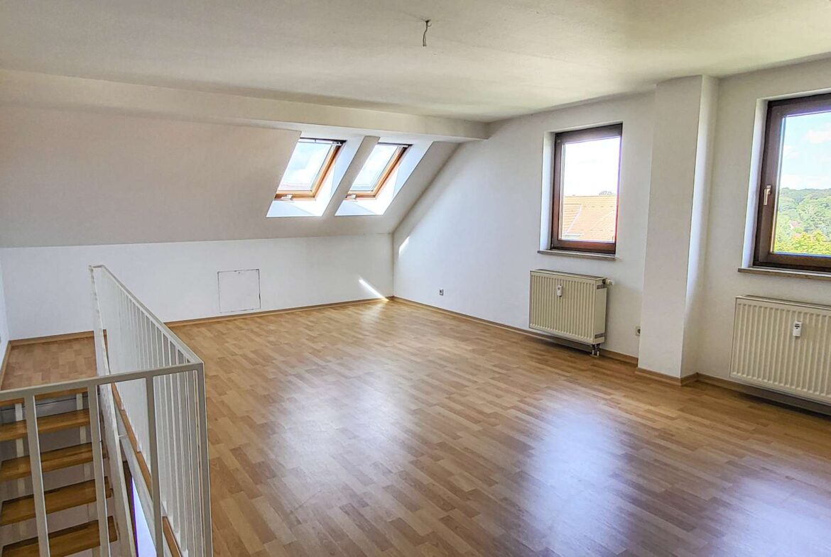 Obergeschoss mit vielen Fenstern