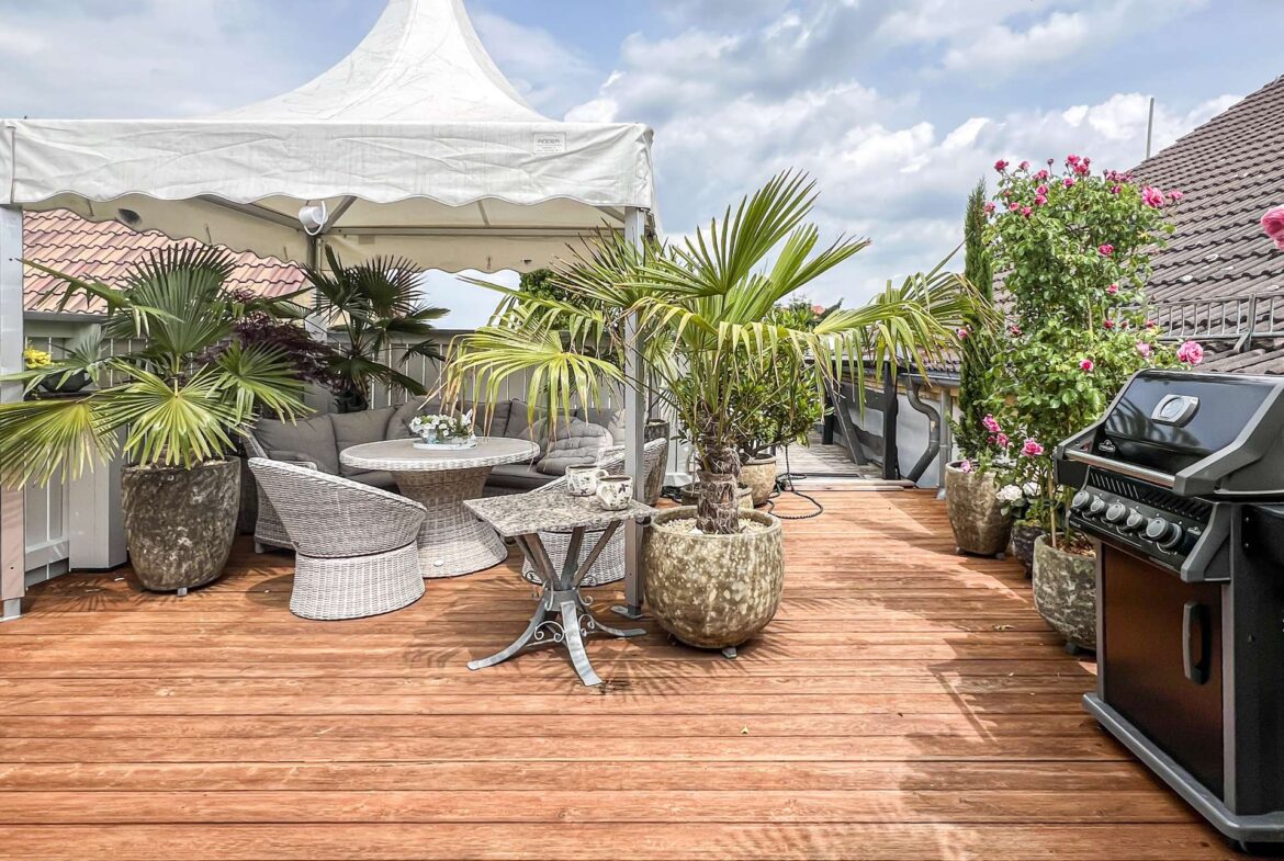 Großzügige Terrasse