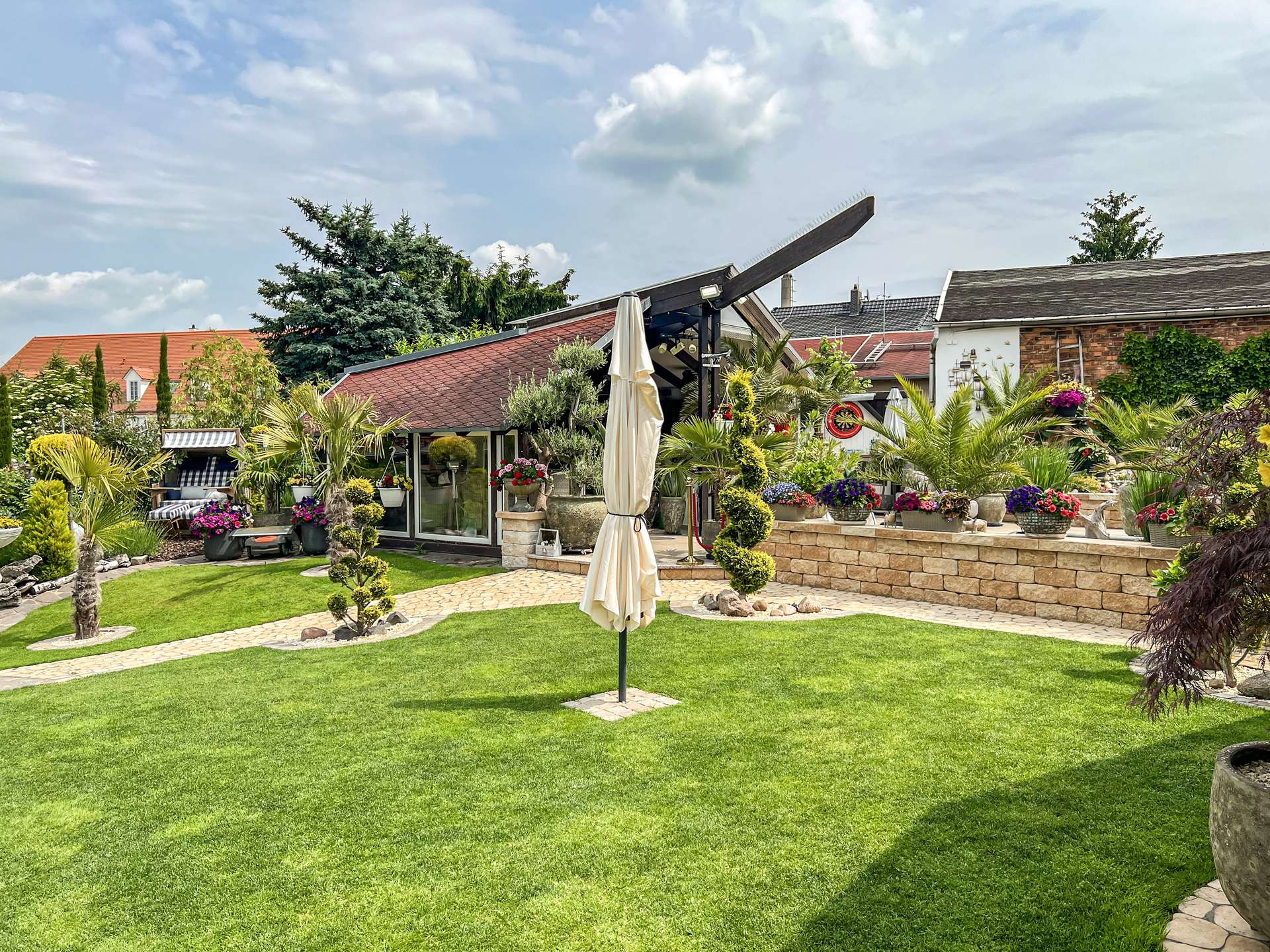 Mediterraner Business-Garten