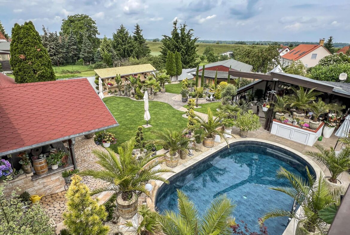 Mediterraner Business-Garten
