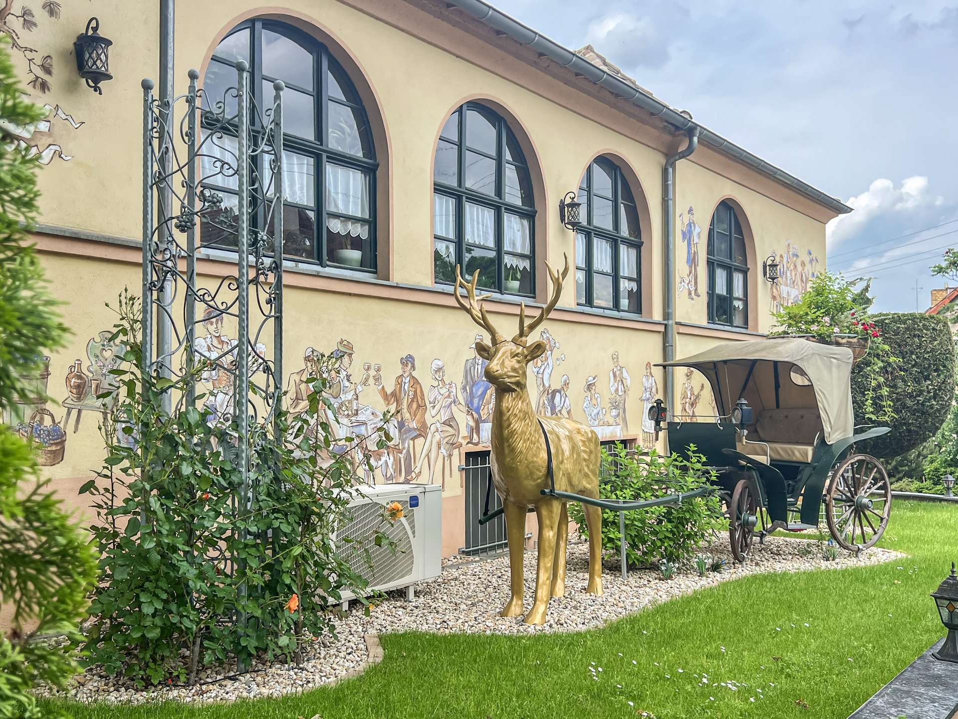 Goldener Hirsch