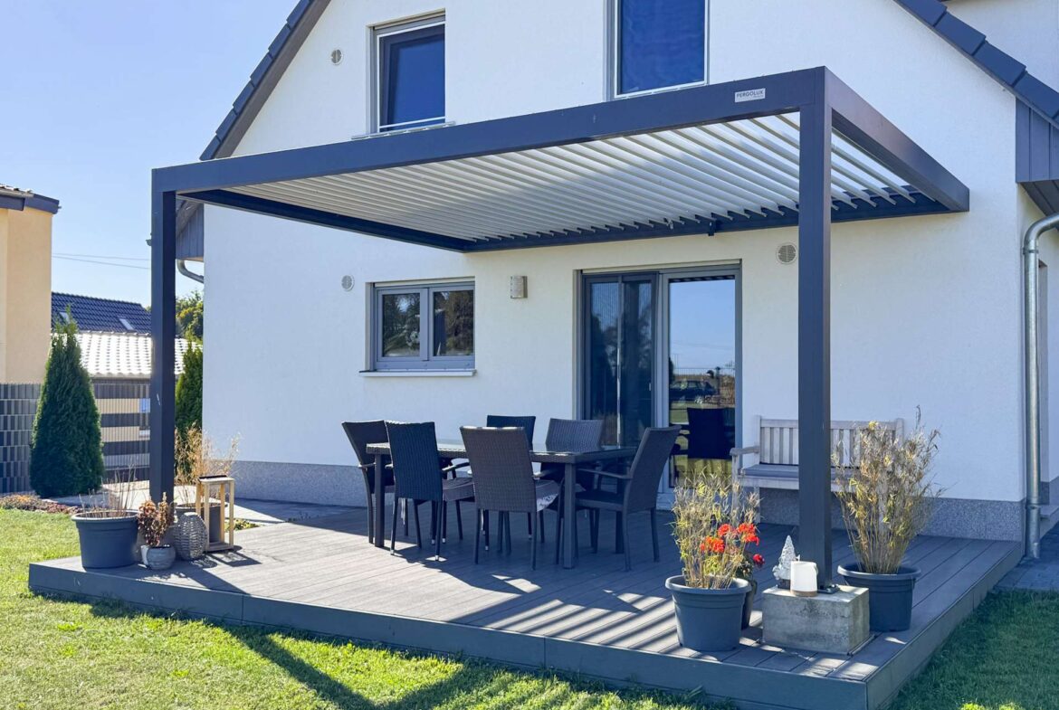 Terrasse in Ostausrichtung