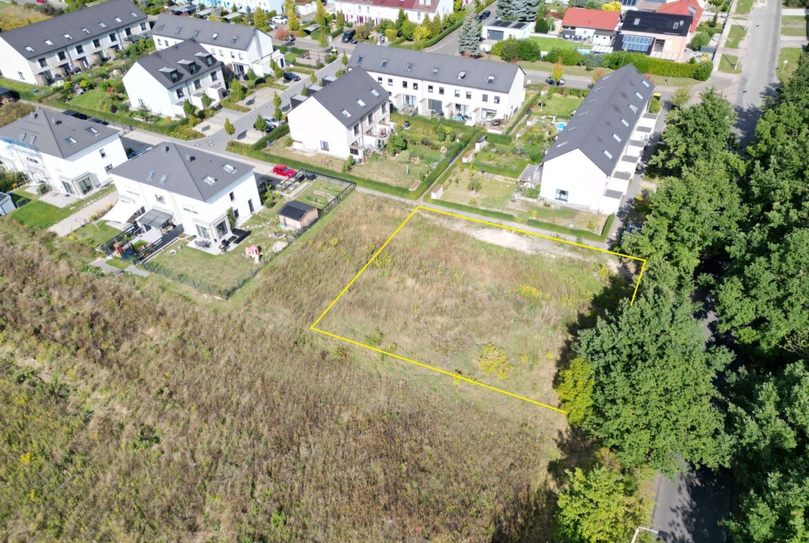 Gesamtes Grundstück