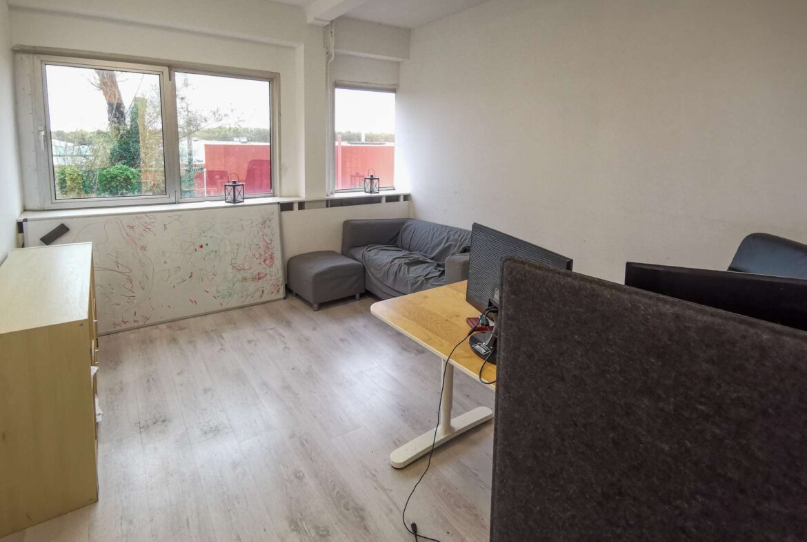 Separates Arbeitszimmer / Abstell