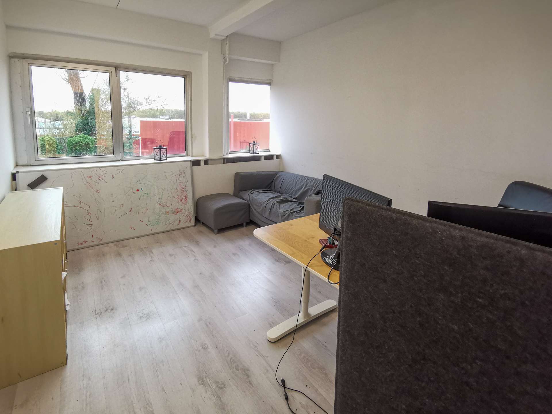 Separates Arbeitszimmer / Abstell
