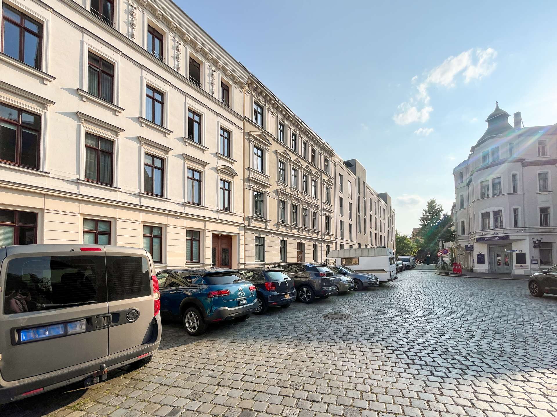 Straßenansicht