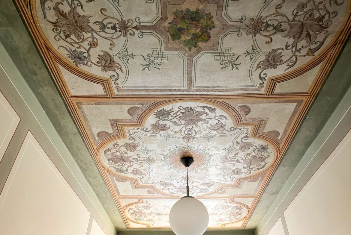 Decke Treppenhaus