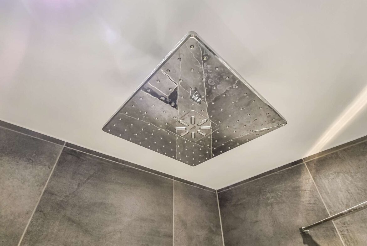 Detail Regenfalldusche