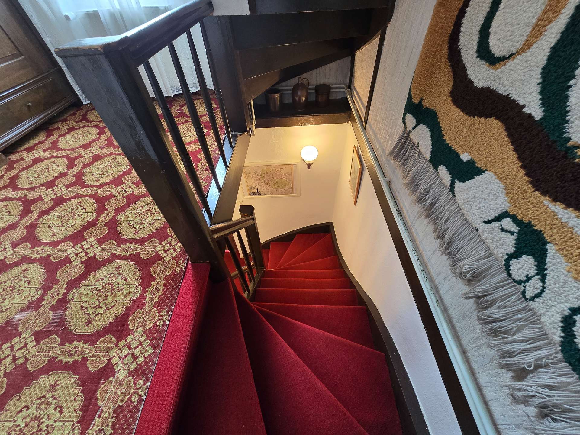 wunderschöne Holztreppe