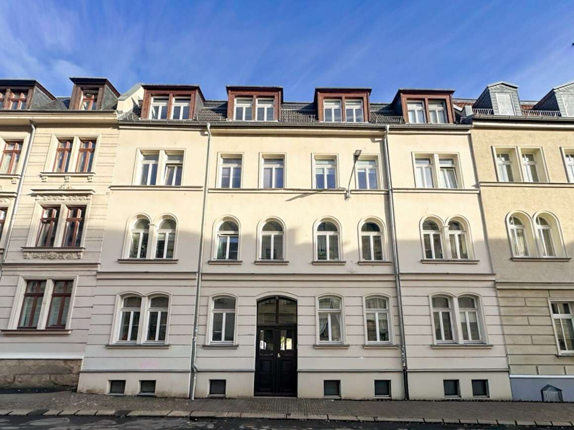 Schönes Mehrfamilienhaus