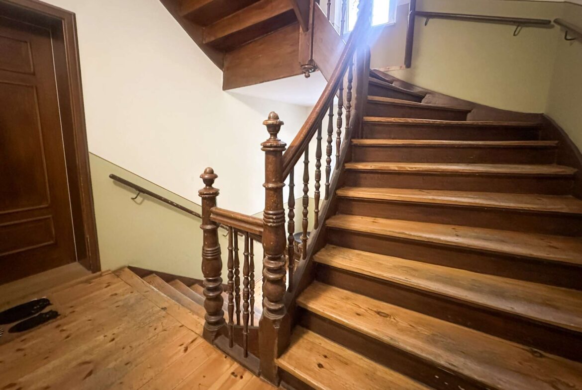 Gepflegtes Treppenhaus