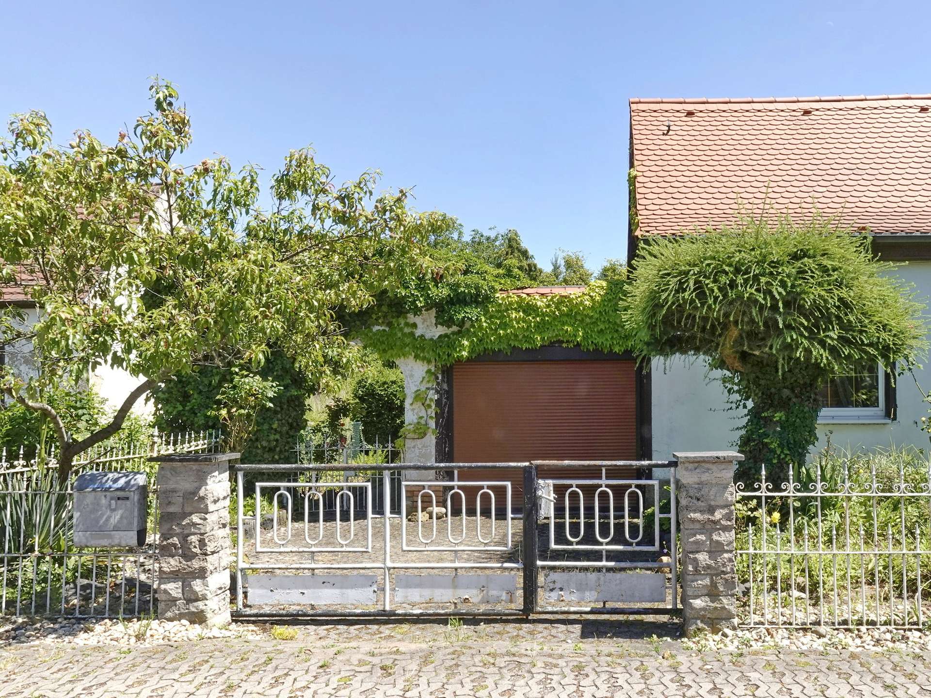mit Stellplatz