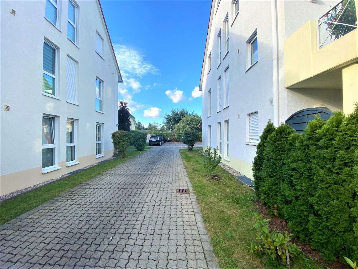 Zufahrt zu den Stellplätzen