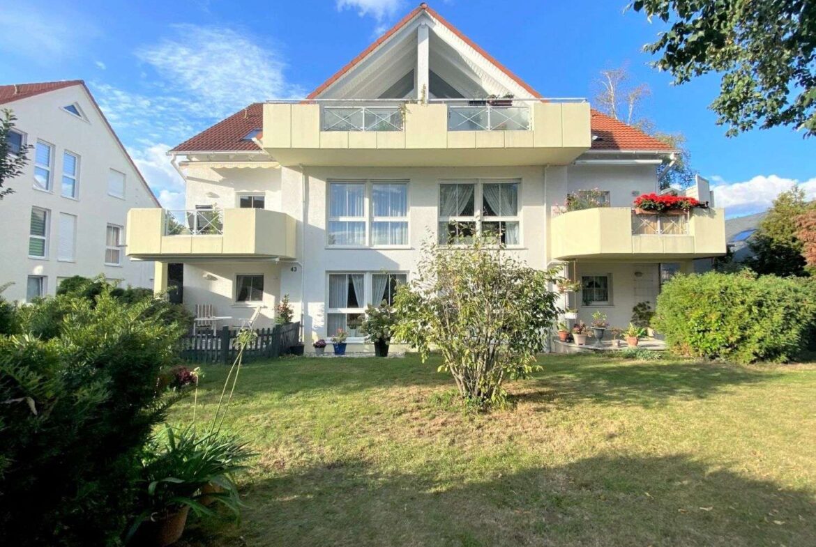 Tolle Balkone und Garten am Haus