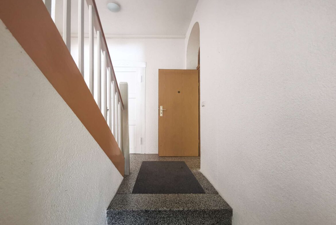 Blick ins Treppenhaus