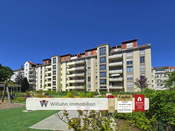 Gartenhof Blick auf Fassade