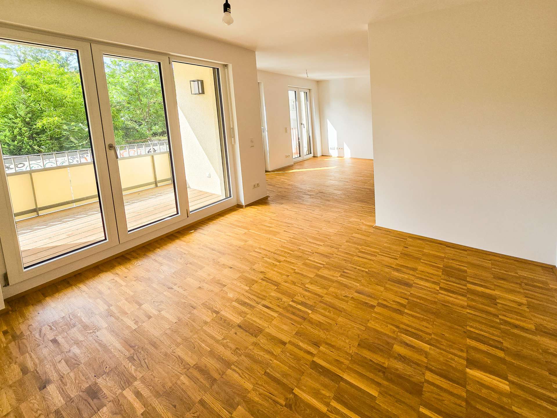 Blick  Küche zum Wohnzimmer