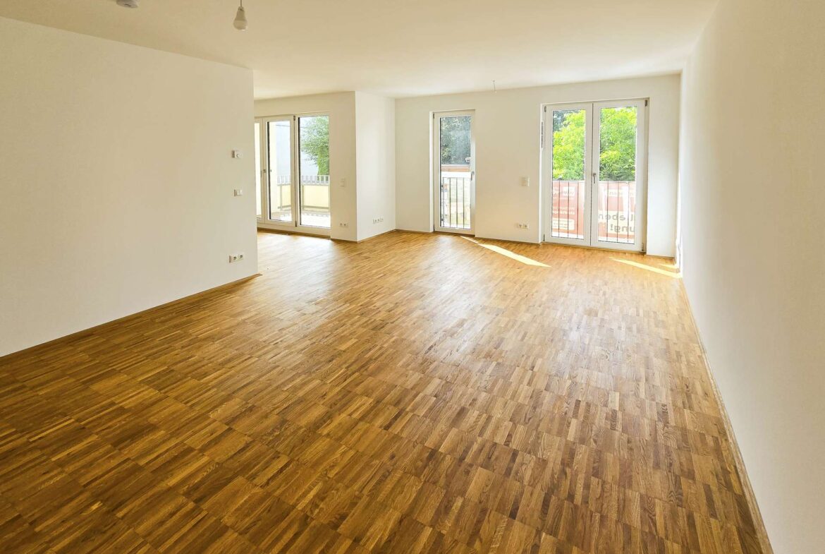 Blick vom Wohnraum zur Küche