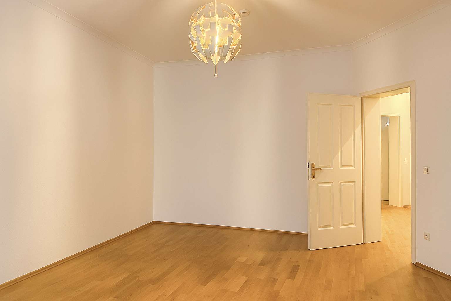 Wohnzimmer 2 (dig. beräumt)