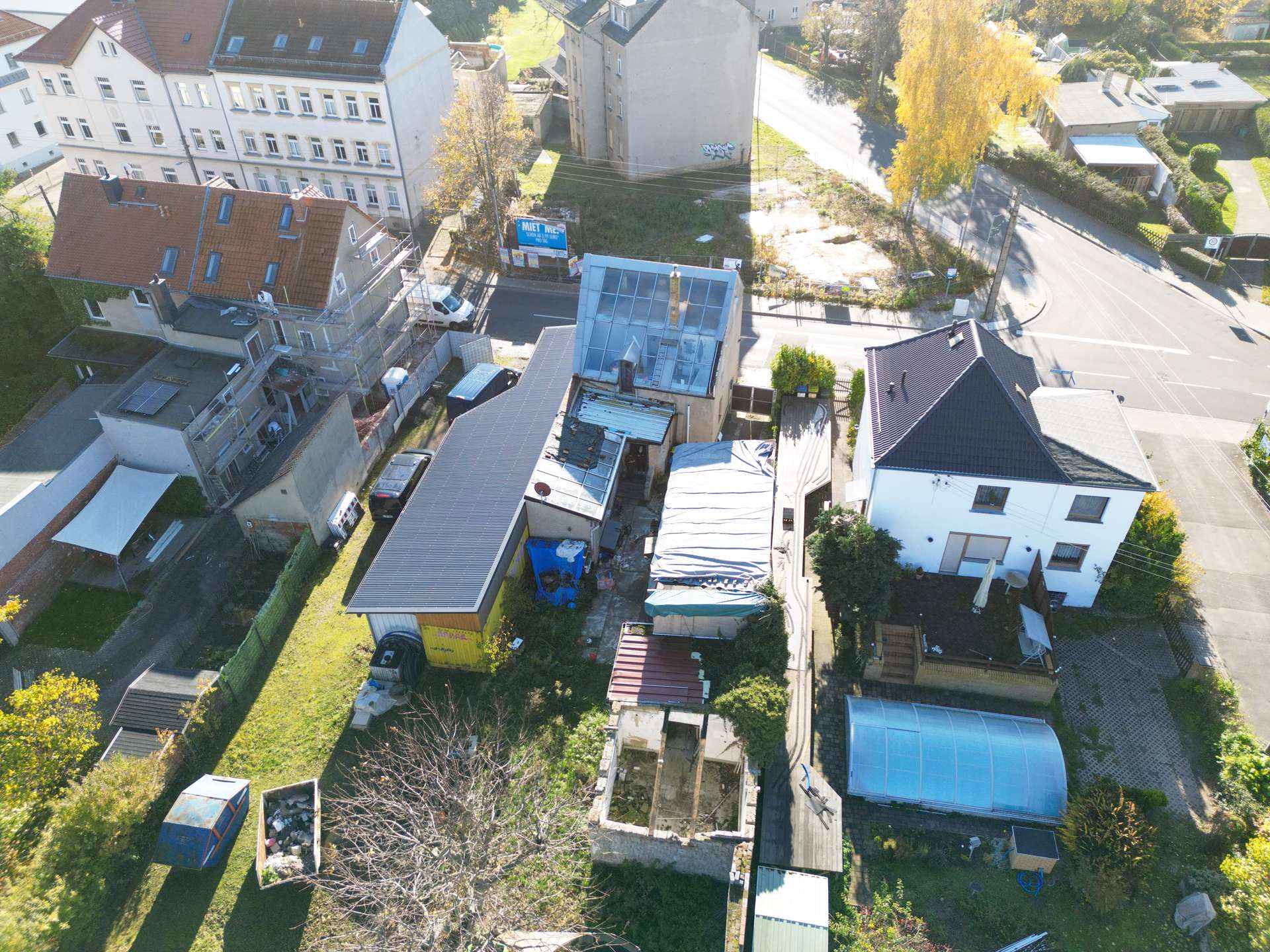 Haus mit Nebengelass