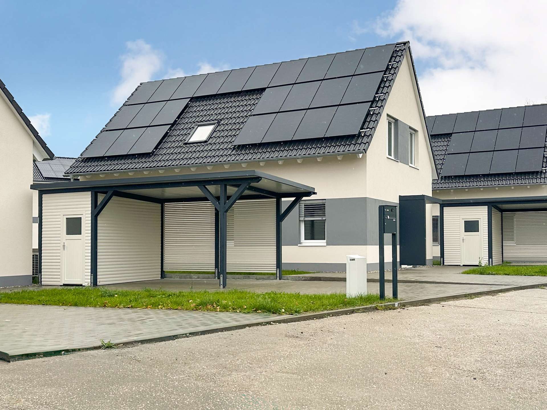 Fertiggestelltes Haus