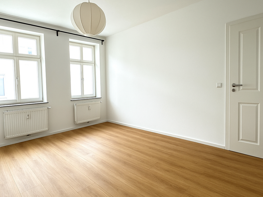 Schlafzimmer mit Zugang zum Abstellraum