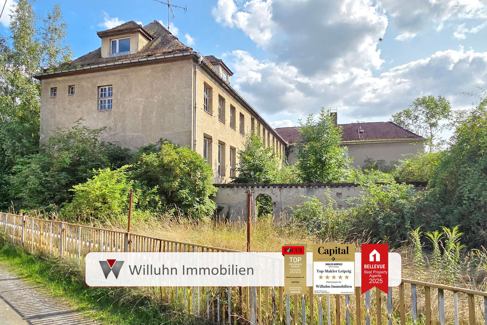 Großer Gebäudekomplex