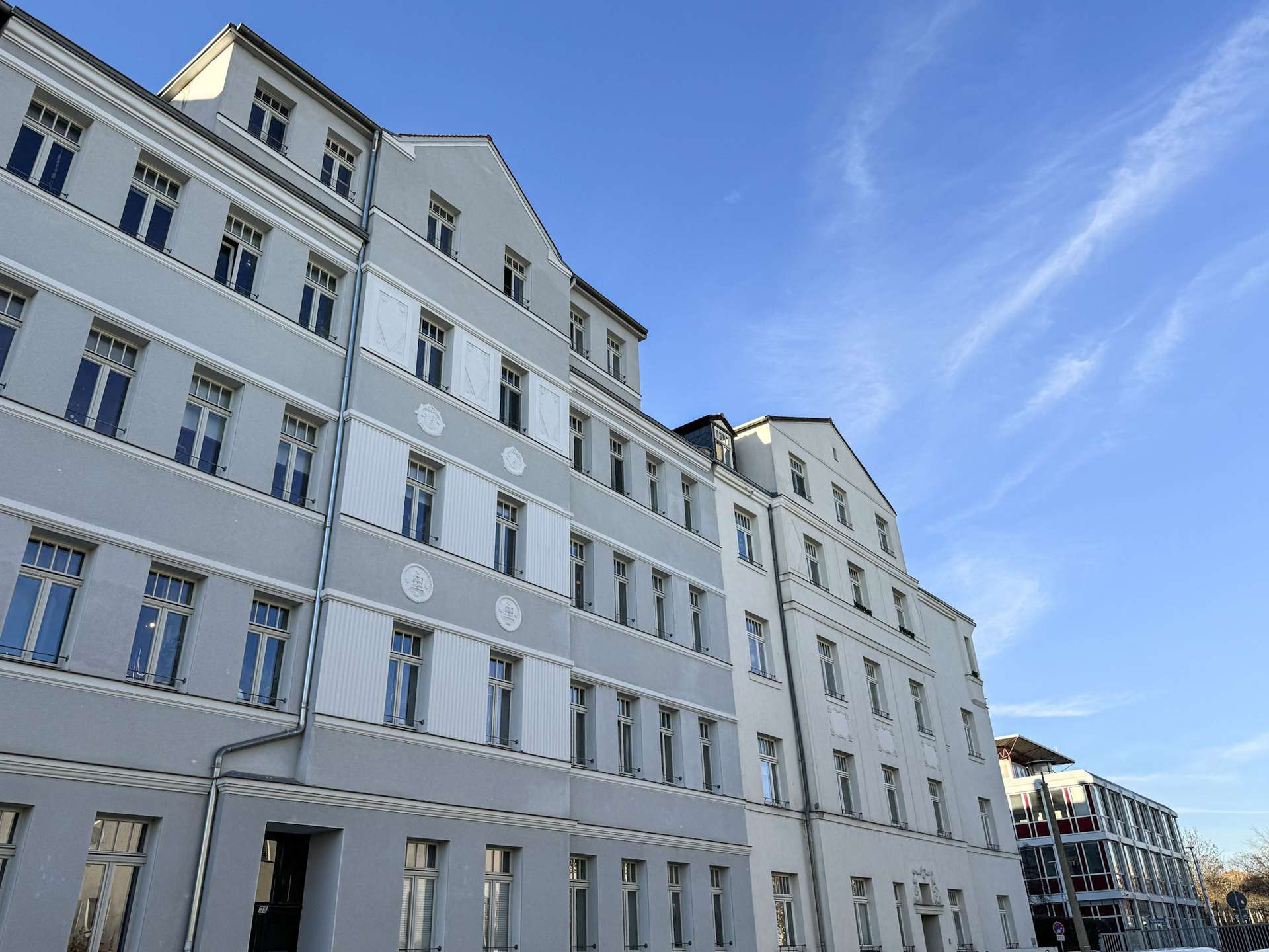 Denkmalgeschütztes Mehrfamilienhaus