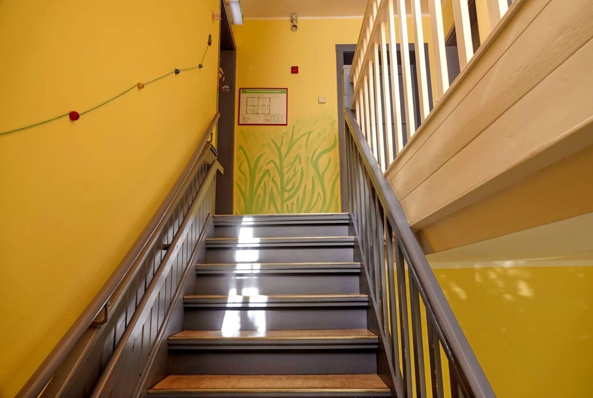 Treppe zum Obergeschoss