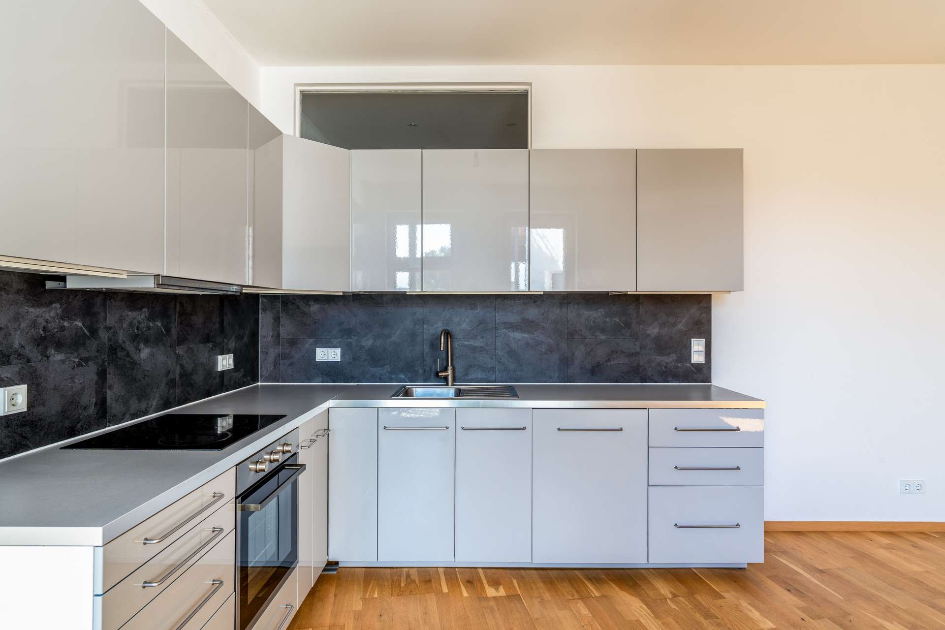 hochwertige Einbauküche