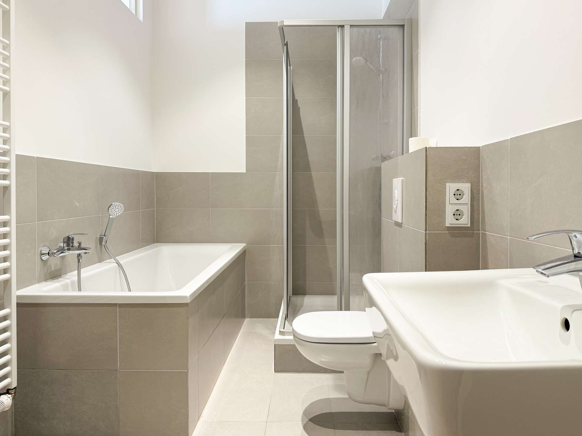 saniertes Badezimmer