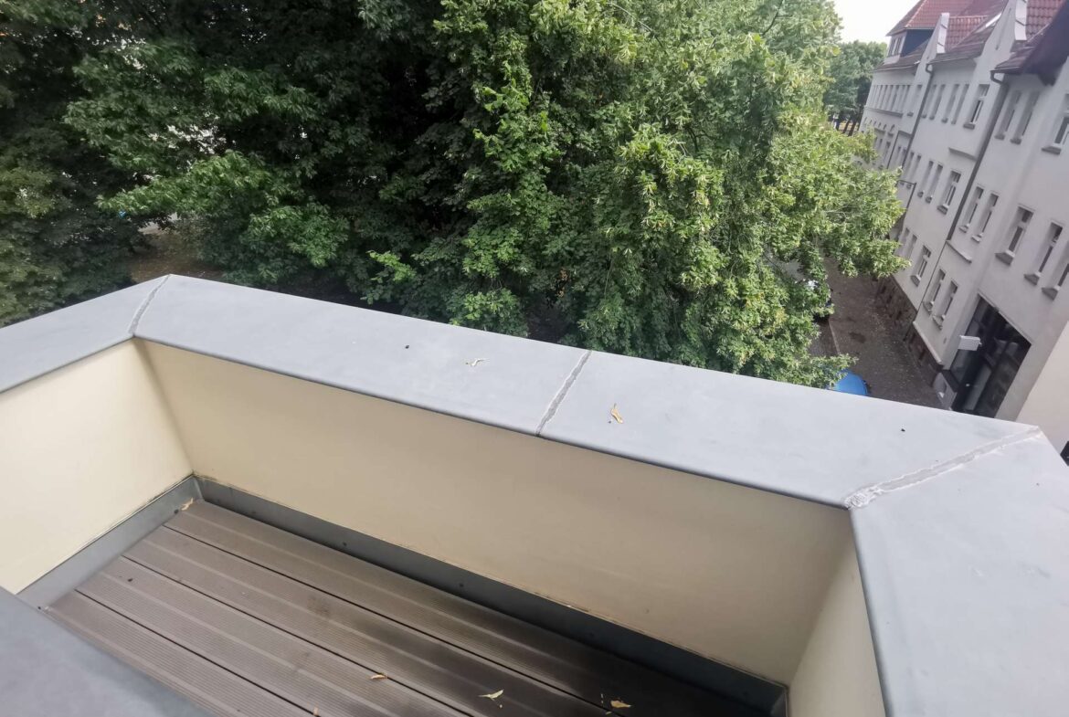 Balkon mit grünem Blick