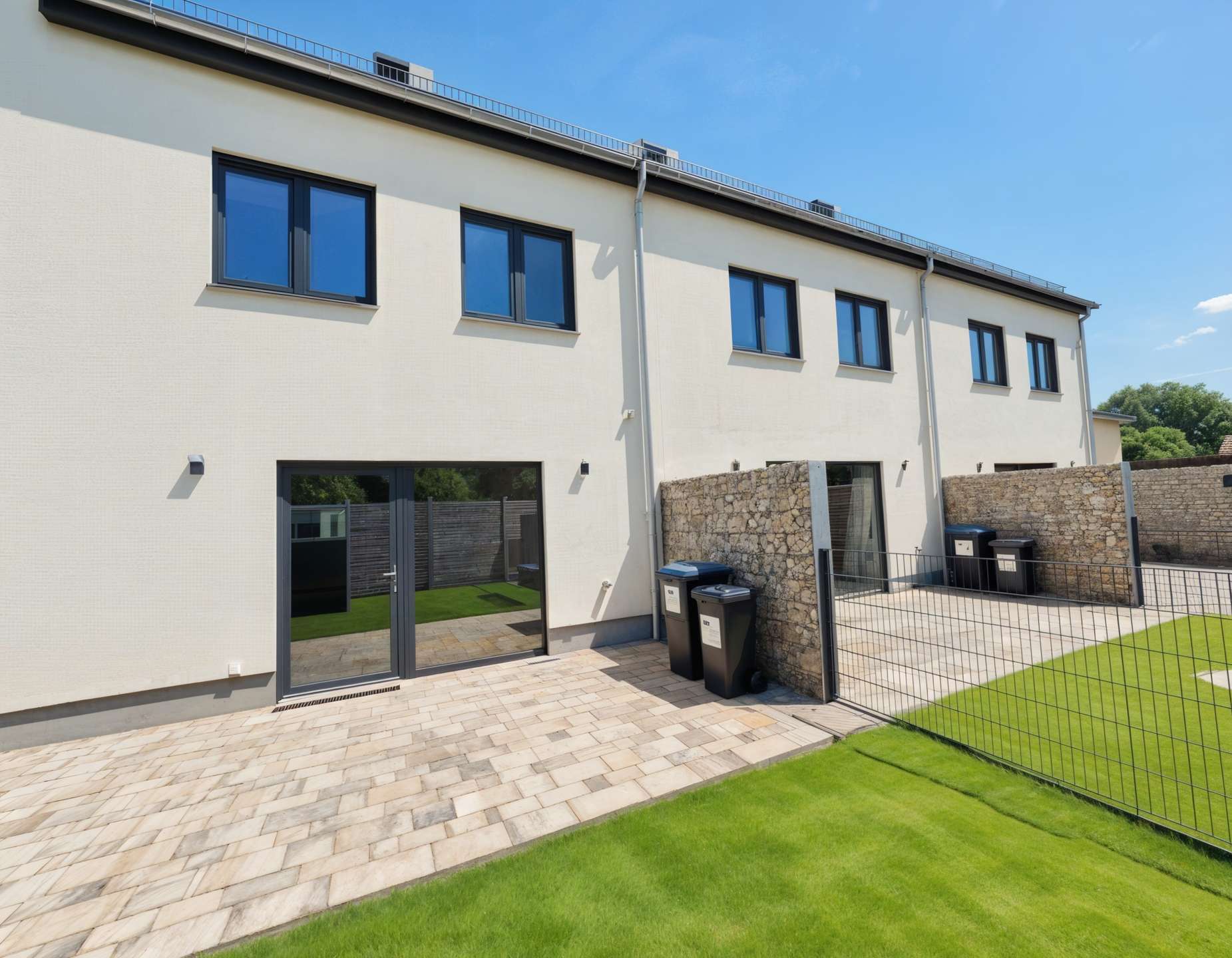 Großzügige Terrasse