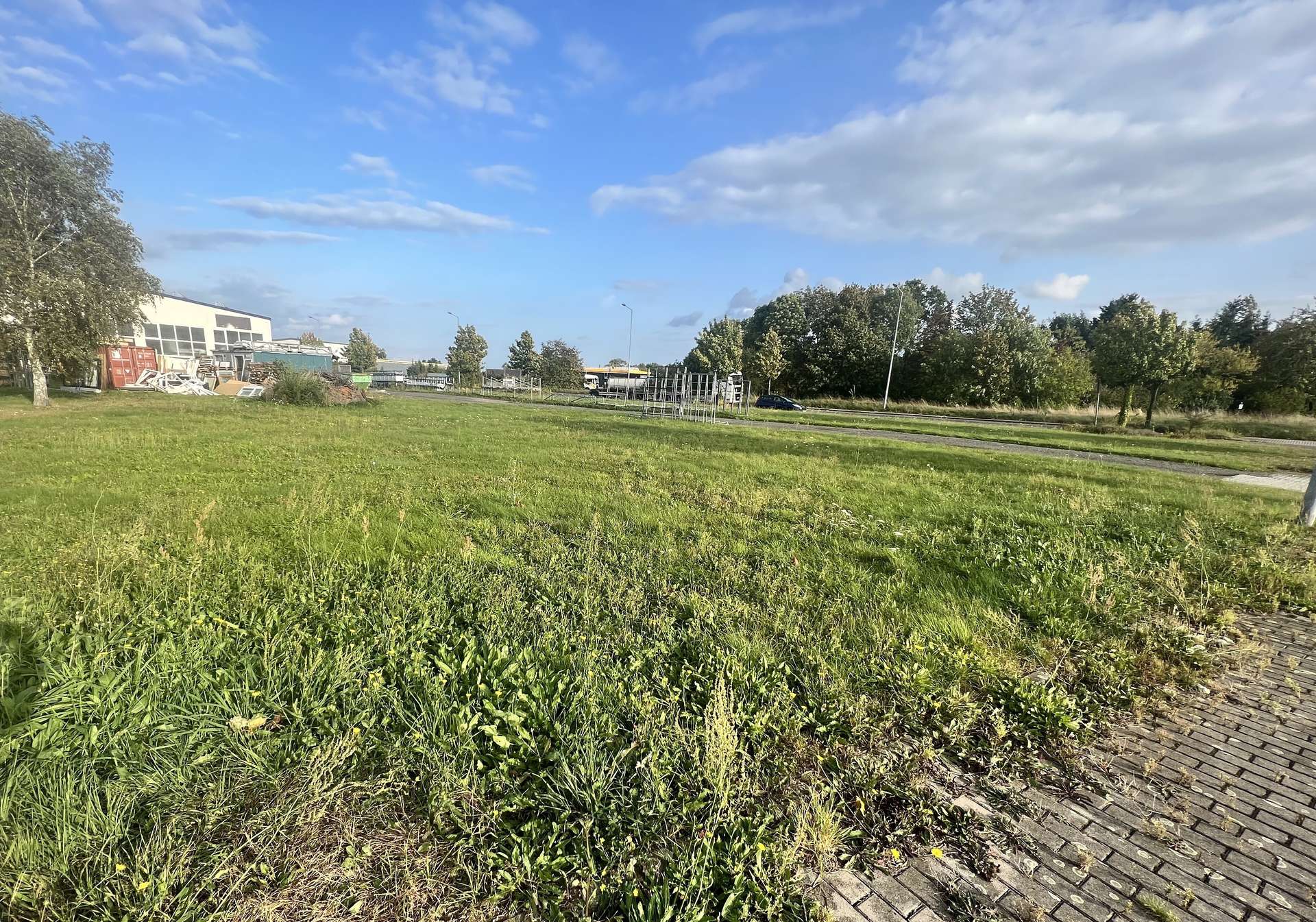 Baufeld des neuen Garagenparks