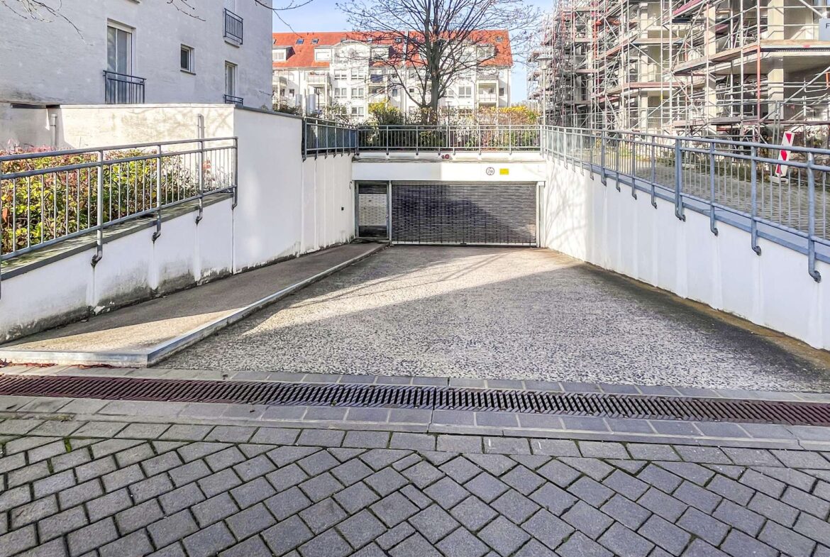 Tiefgaragenzufahrt