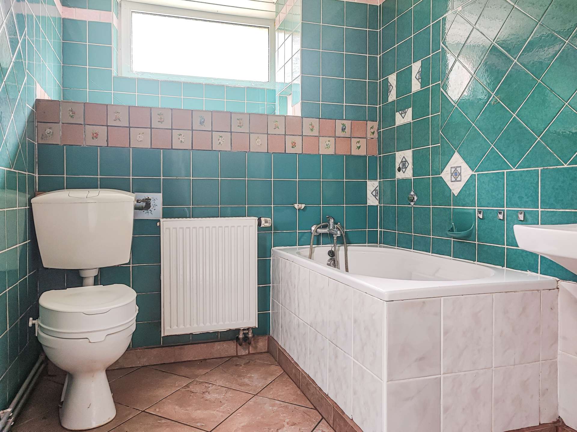 Tageslicht-Wannen-Bad